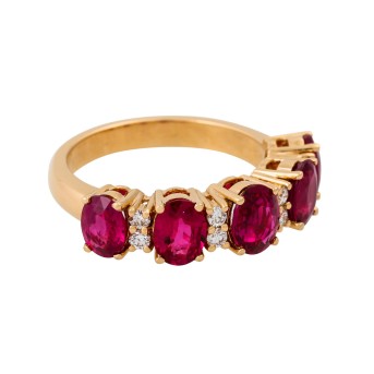 Eleganter Ring mit 5 hochfeinen Burma Rubinen