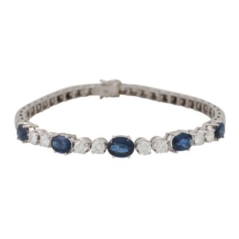 Bracelet with 5 sapphires and 8 brilliant-cut diamonds totaling approx. 1.3 ct, 