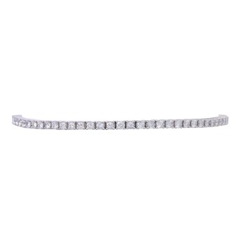Tennis bracelet with 70 diamonds