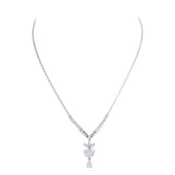 Collier mit Diamanten zus. ca. 3,9 ct,