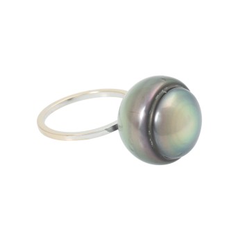 Ring mit schwarzer Tahiti Zuchtperle,