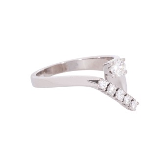 Ring with 1 brilliant-cut diamond approx. 0.21 ct and 5 brilliant-cut diamonds