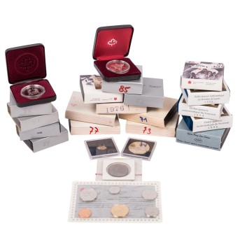 Canada - small silver dollar collection,
