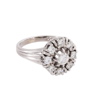 Ring mit 9 Brillanten,