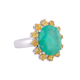 Ring mit Smaragd ca. 8 ct und 12 gelben Saphiren,