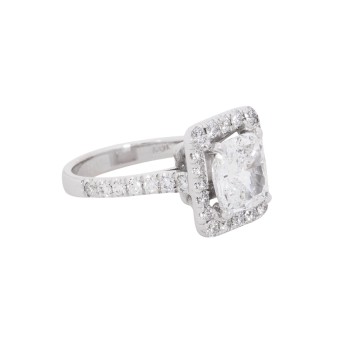 Feiner Soitär-Ring mit Diamant im Kissenschliff 2,01ct,