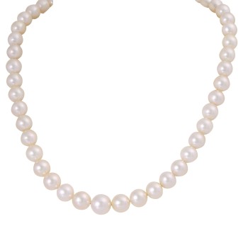 South Sea pearl necklace, 47 white cultured pearls, 