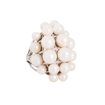 Ring  mit 20 Akoya Zuchtperlen,