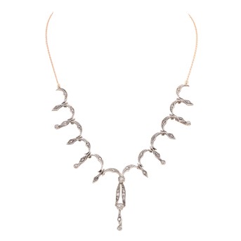 Collier mit Diamanten