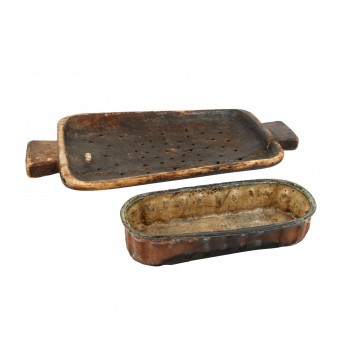 2 collectible Black Forest kitchen pieces, 17th century: