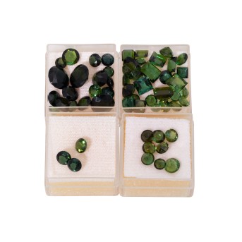 Konvolut fac. grüne Turmaline von zus. ca. 45,8 ct,