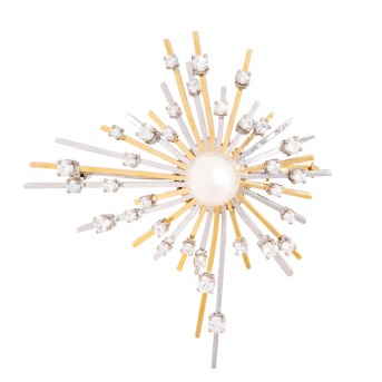 Brosche mit Akoyaperle und Brillanten,