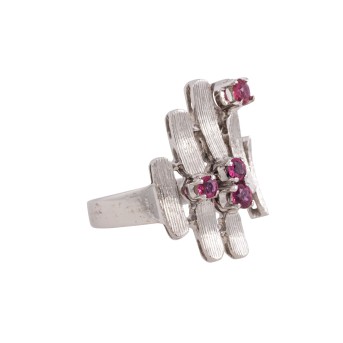 Ring mit 4 Rubinen