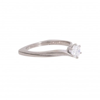 Ring mit Brillantsolitär ca. 0,45 ct,