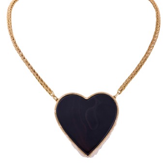 Necklace with agate heart
