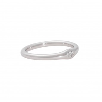 Ring mit Diamant im Navetteschliff,