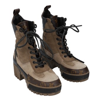 PRE-LOVED ITEM BY @SOFIAGHASAOFFICIAL - LOUIS VUITTON boots 'LAUREATE DESERTBOOT', coll.: 2018, current NP: 1.280,-€, size 36.