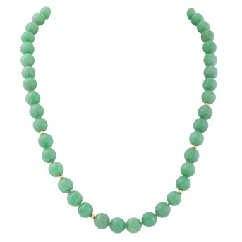 Necklace made from 48 jade spheres, 