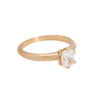 Ring mit Diamant im Cushion-Cut,