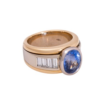 Ring mit feinem Saphir in heller Ceylonfarbe und Diamantbaguettes