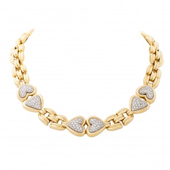 Necklace with 'hearts' and 234 diamonds