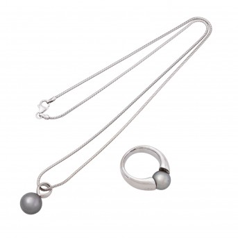 Set: Ring und Kette mit Anhänger,