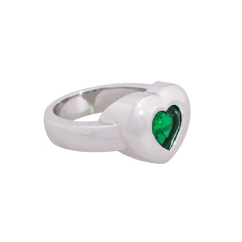 Ring with green tsavorite