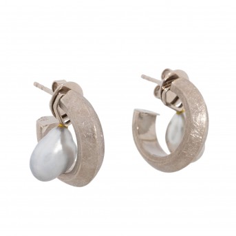 Paar Steckcreolen mit 2 Süßwasserperlen,