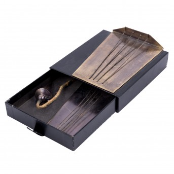 BECK, Gerlinde, ATTRIBUIERT (G. B.: 1930-2006), Objektkästchen 'Ohne Titel', 1980er Jahre,