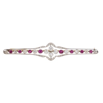 Art Déco Brosche mit Diamanten und Rubinen,