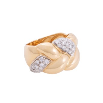 Ring with 34 brilliant-cut diamonds,