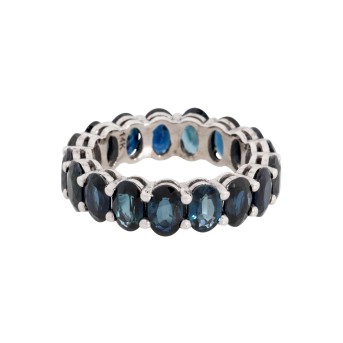 Memoire Ring mit oval fac. Saphiren,