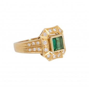 Ring mit Turmalin und Brillanten,