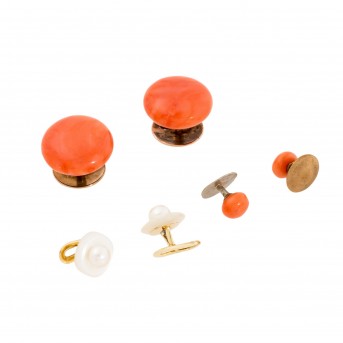 Konvolut aus schönen Frackknöpfen,