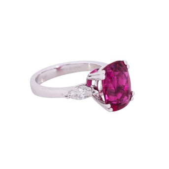 Ring mit hochfeinem Rubellit ca. 5,0 ct und 2 Diamanten
