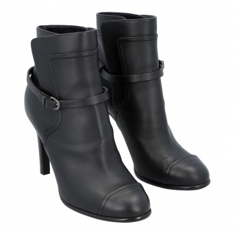 CHANEL ankle boots 'G33823', size 36.5. | Eppli Online Shop CHANEL ankle boots 'G33823', size 36.5. | Eppli Online Shop