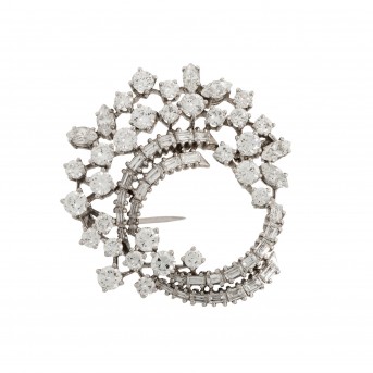 EUGEN HIRNER EUGEN THEODOR HIRNER. Feine Juwelenbrosche mit 49 Diamanten