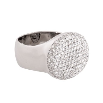 Ring with 154 brilliant-cut diamonds totaling approx. 2.31 ct,