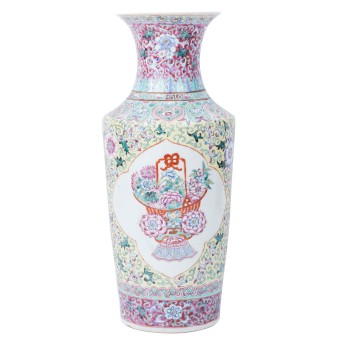 Famille Jaune-Vase aus Porzellan. CHINA, 20. Jh.,