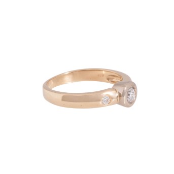 Ring mit Brillant,