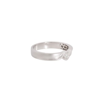 Solitaire ring with brilliant-cut diamond,