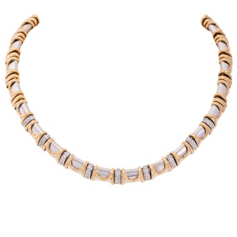 Collier mit 63 Brillanten