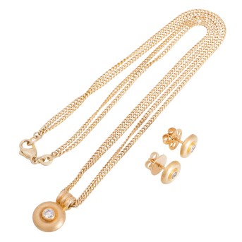 Jewelry set with diamonds in total approx. 0.37 ct, 