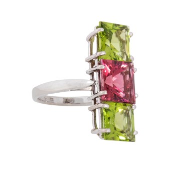 Ring with rubelite and peridots, 