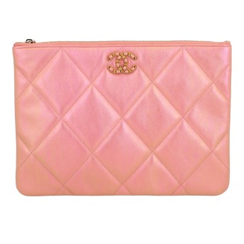 CHANEL CHANEL Clutch '19 POUCH'.