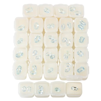 Konvolut von 41 hellen Aquamarinen von zus. ca. 81 ct