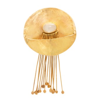 Brosche mit ovalem Mondsteincabochon,