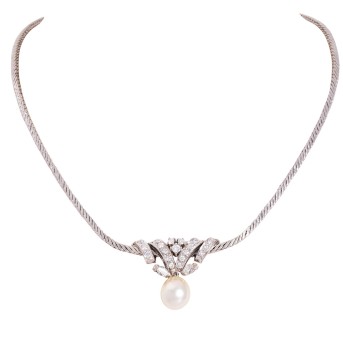 Collier mit einem Perltropfen und Diamanten zus. ca. 1,2 ct,