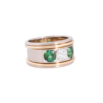 Ring with 2 green tourmalines and brilliant-cut diamond of approx. 1.05 ct, 