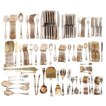 WILKENS WILKENS umfangreiches 195-tlg. Speisebesteck f. 12 Personen 'Dresdner Barock', überwiegend 925 Silber, 20. Jh.